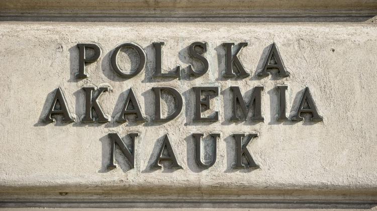 19.08.2011. Pałac Staszica, siedziba Polskiej Akademii Nauk. PAP/Wojciech Pacewicz